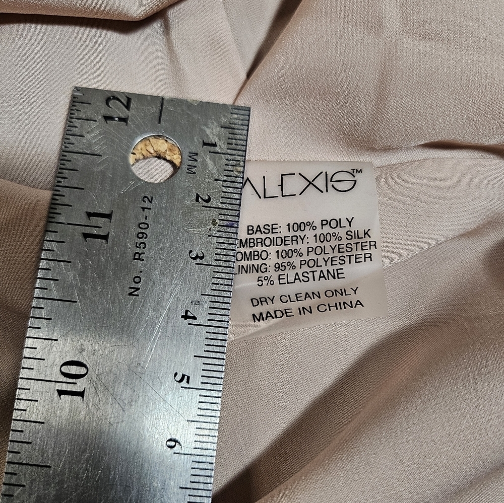 NWT REVOLVE Alexis Ashta Dress Small - Picture 11 of 12